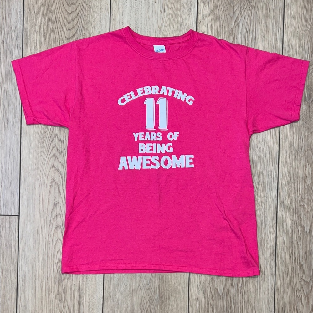 🛍️ 3 for $20 🛍️ - EUC - Gildan Bright Pink Kids T-Shirt